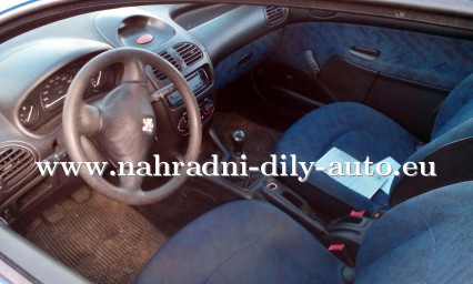 Peugeot 206 1.1i na náhradní díly ČB / nahradni-dily-auto.eu