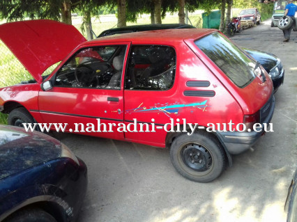 Peugeot 205 červená na náhradní díly ČB / nahradni-dily-auto.eu