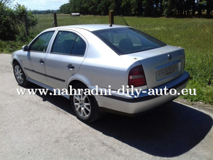 Škoda Octavia 1,8t stříbrná na náhradní díly