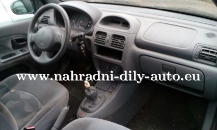 Renault Clio zelená na náhradní díly České Budějovice / nahradni-dily-auto.eu