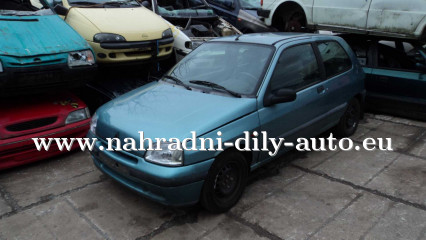 Renault Clio modrá na náhradní díly Praha