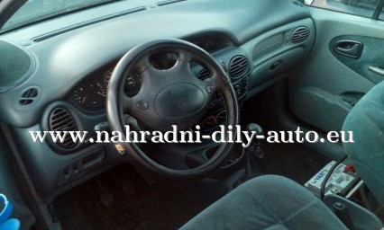 Renault Scenic modrá na díly ČB / nahradni-dily-auto.eu