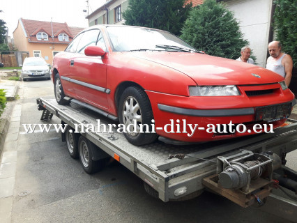 Opel Calibra červená na náhradní díly Brno