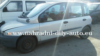 Fiat Multipla stříbrná na náhradní díly ČB