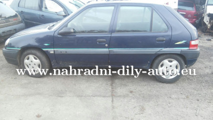 Citroen Saxo modrá na díly České Budějovice / nahradni-dily-auto.eu