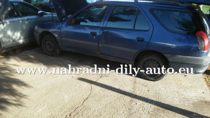 Peugeot 306 kombi modrá na díly ČB / nahradni-dily-auto.eu