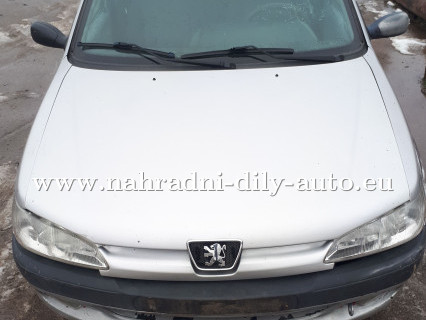 Peugeot 306 stříbrná na díly Brno / nahradni-dily-auto.eu