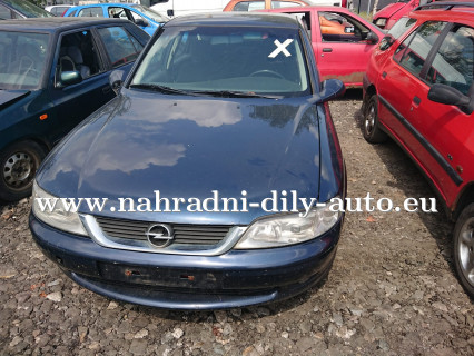 Opel Vectra combi díly Chrudim