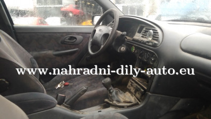 Ford Mondeo zelená - díly z tohoto vozu / nahradni-dily-auto.eu