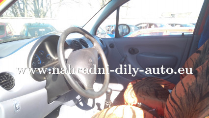 Daewoo Matiz červená - díly z tohoto vozu / nahradni-dily-auto.eu