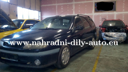 Renault Laguna kombi modrá - díly z tohoto vozu / nahradni-dily-auto.eu