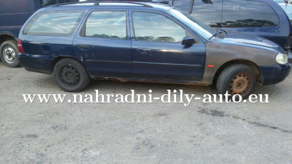 Ford Mondeo combi modrá na náhradní díly Tábor