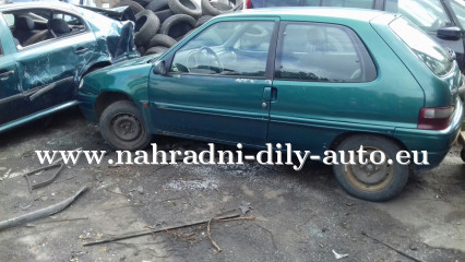 Peugeot 106 zelená na náhradní díly Tábor / nahradni-dily-auto.eu