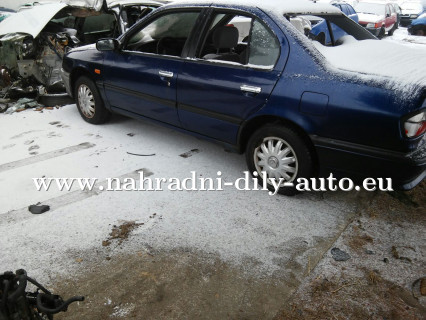 Peugeot 406 sedan modrá na náhradní díly Tábor / nahradni-dily-auto.eu