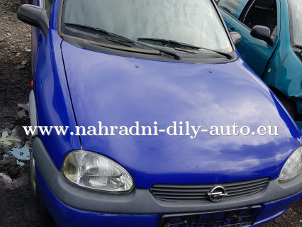 Opel Corsa B na náhradní díly Pardubice / nahradni-dily-auto.eu