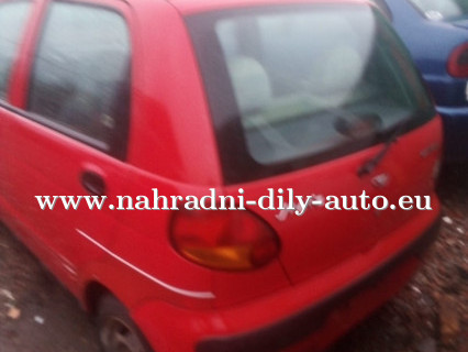 Daewoo Matiz červená na náhradní díly Pardubice / nahradni-dily-auto.eu