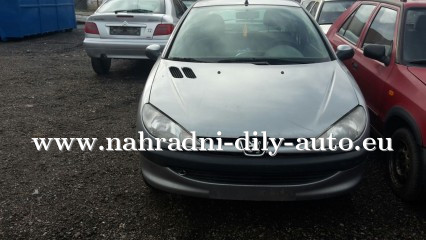 Peugeot 206 na náhradní díly Pardubice / nahradni-dily-auto.eu