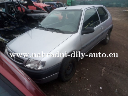 Citroen Saxo stříbrná na náhradní díly Pardubice / nahradni-dily-auto.eu