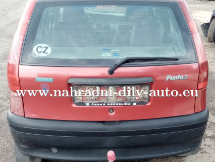 Fiat Punto červená na díly České Budějovice / nahradni-dily-auto.eu