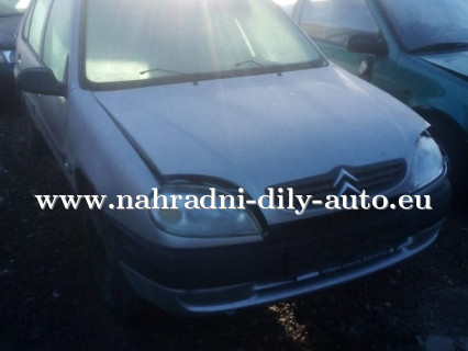 Citroen Saxo stříbrná na náhradní díly Pardubice / nahradni-dily-auto.eu