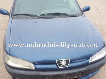 Peugeot 306 modrá na díly České Budějovice / nahradni-dily-auto.eu