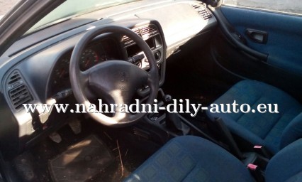 Peugeot 306 stříbrná na náhradní díly ČB / nahradni-dily-auto.eu