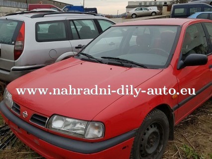 Nissan Primera 1,6 benzín 66kw 1995 červená na díly Brno / nahradni-dily-auto.eu