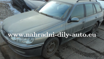 Náhradní díly z vozu Peugeot 406