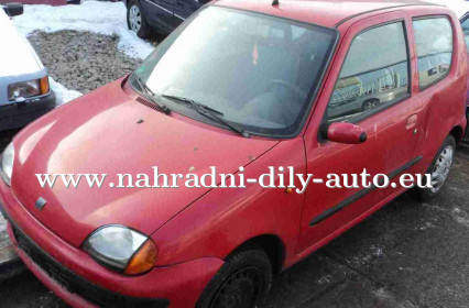 Náhradní díly z vozu Fiat Seicento