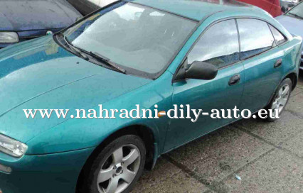 Náhradní díly z vozu Mazda 323