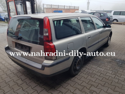 VOLVO V70 2.5 TDi  na náhradní díly Pardubice / nahradni-dily-auto.eu