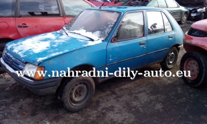 Peugeot 205 modrá na díly České Budějovice / nahradni-dily-auto.eu