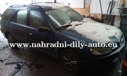 Peugeot 306 combi modrá na díly České Budějovice / nahradni-dily-auto.eu