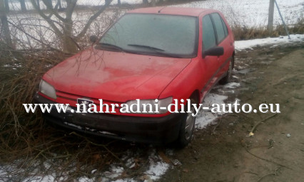 Peugeot 306 červená na díly České Budějovice / nahradni-dily-auto.eu