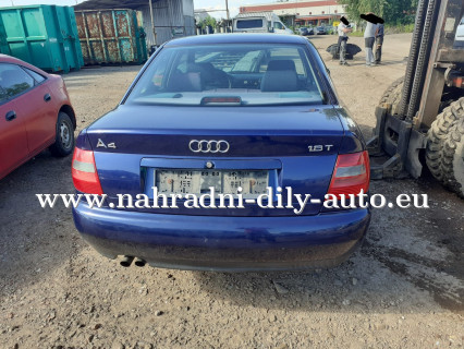 Audi A4 modrá na náhradní díly Pardubice / nahradni-dily-auto.eu