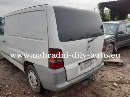 Mercedes Vito bílá na náhradní díly Pardubice / nahradni-dily-auto.eu