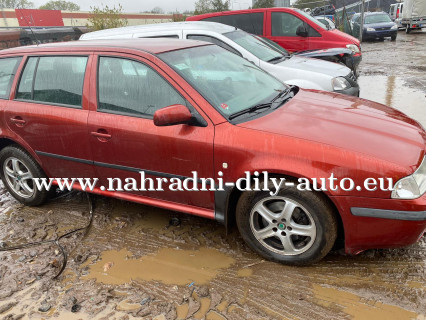 Škoda Octavia vínová na náhradní díly Pardubice