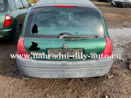 Renault Clio zelená na náhradní díly Pardubice / nahradni-dily-auto.eu