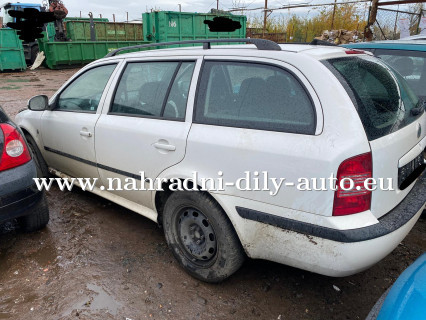 Škoda Octavia Combi bílá na náhradní díly Pardubice / nahradni-dily-auto.eu