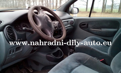 Renault Scenic modrá na díly ČB / nahradni-dily-auto.eu