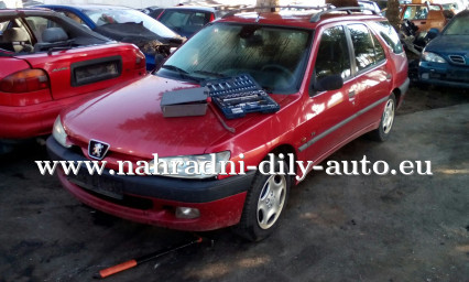 Peugeot 306 combi vínová na díly České Budějovice / nahradni-dily-auto.eu